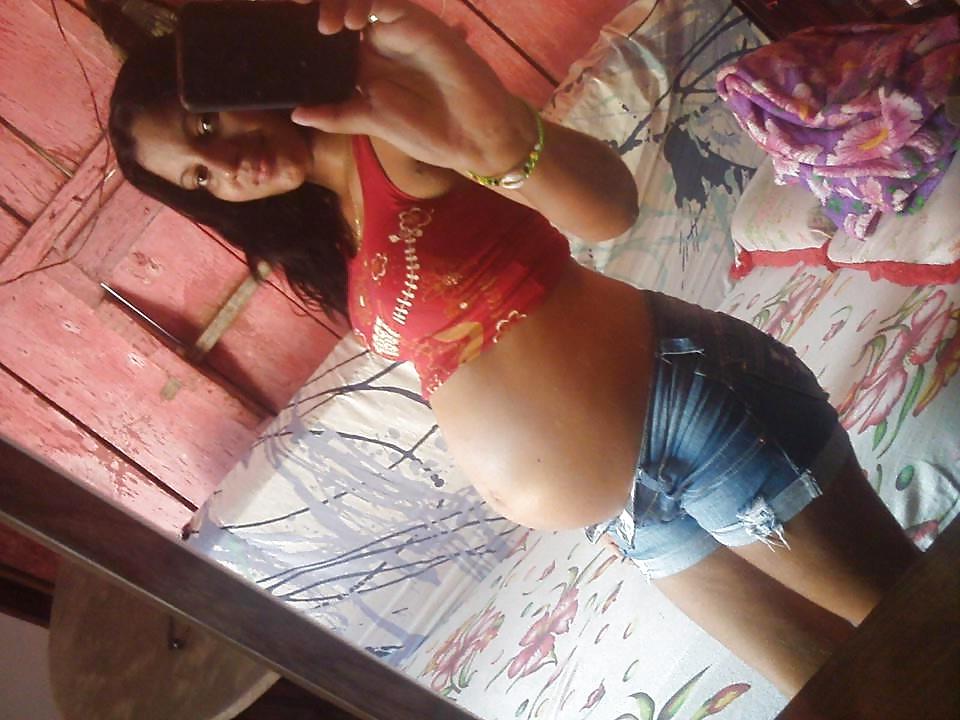 25P Pregnant girl