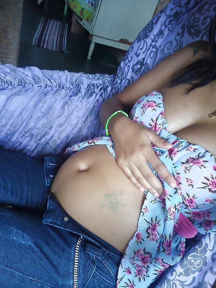 25P Pregnant girl
