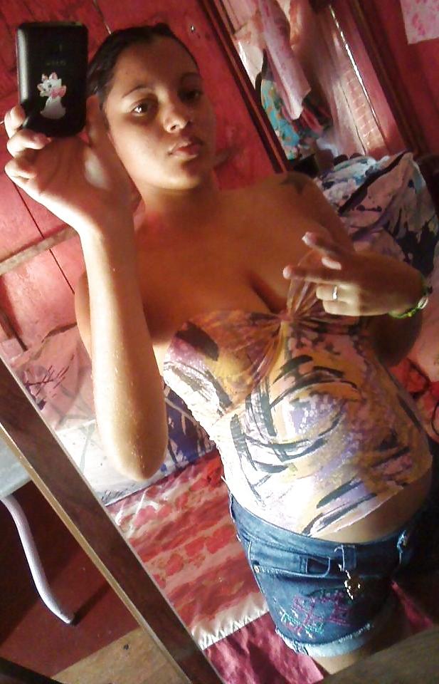 25P Pregnant girl
