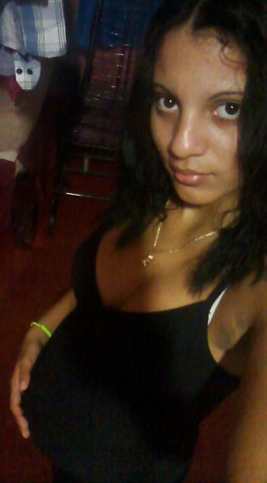 25P Pregnant girl