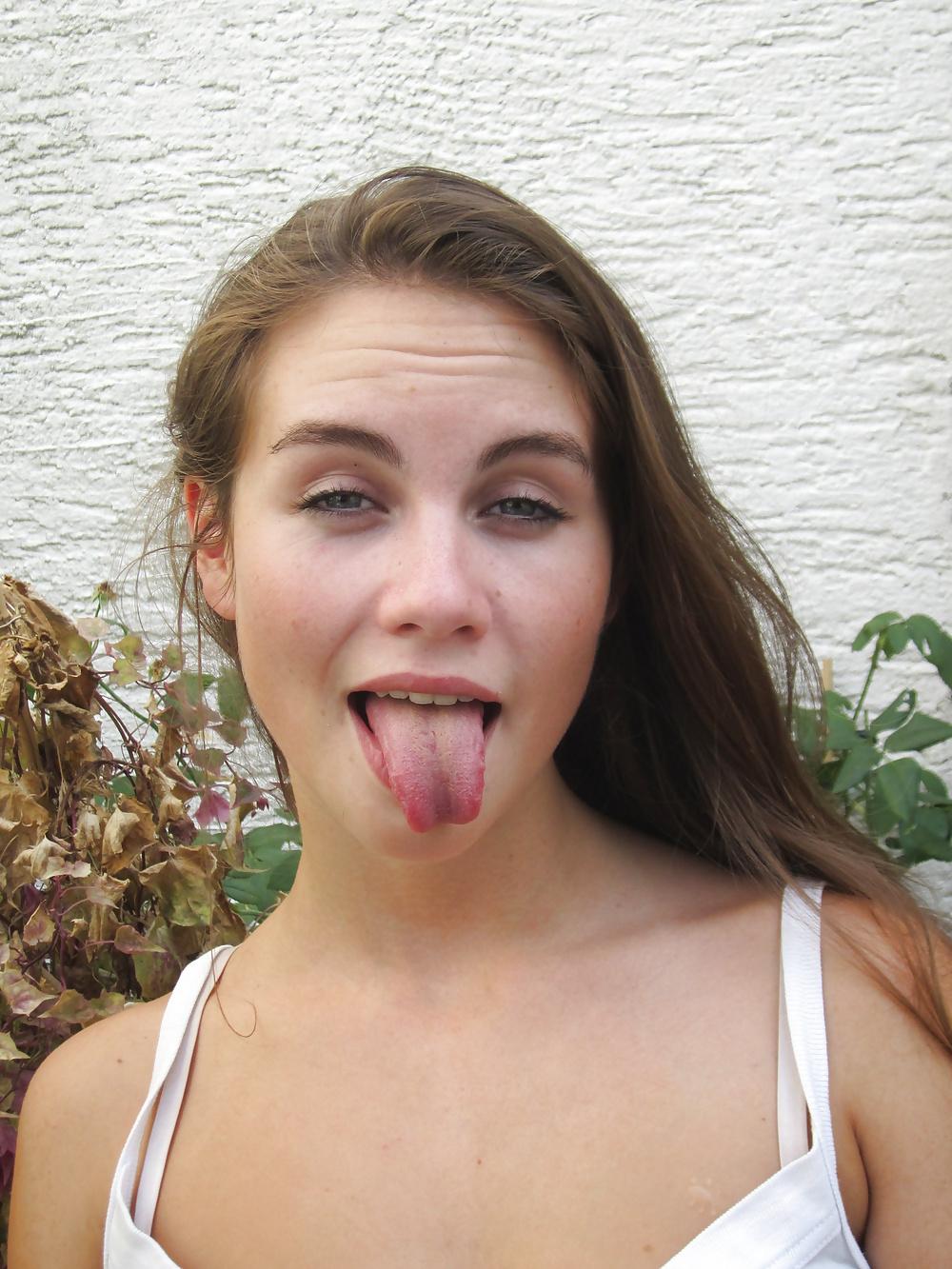 25P Teen Slut Cock-Face