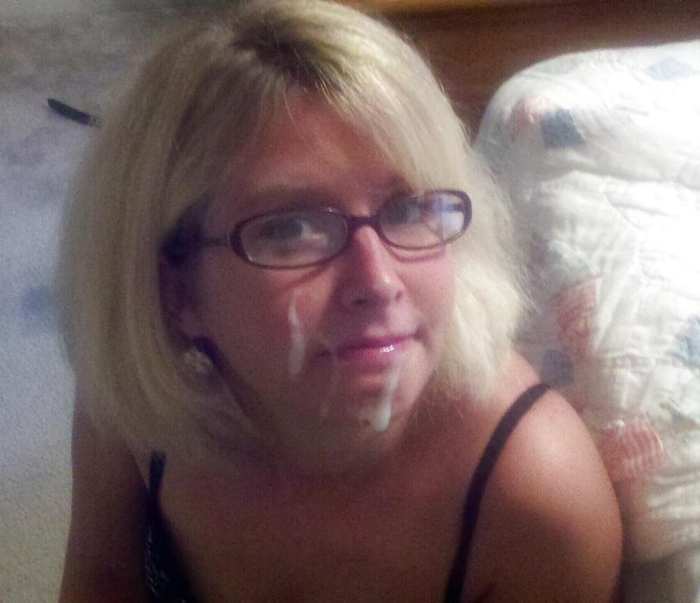 25P Girls in Glasses getting facials