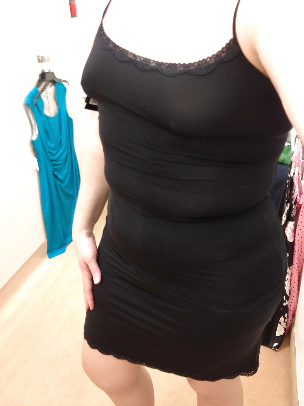 25P Fitting room show in Macy's