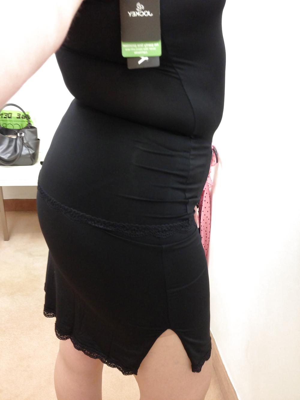 25P Fitting room show in Macy's