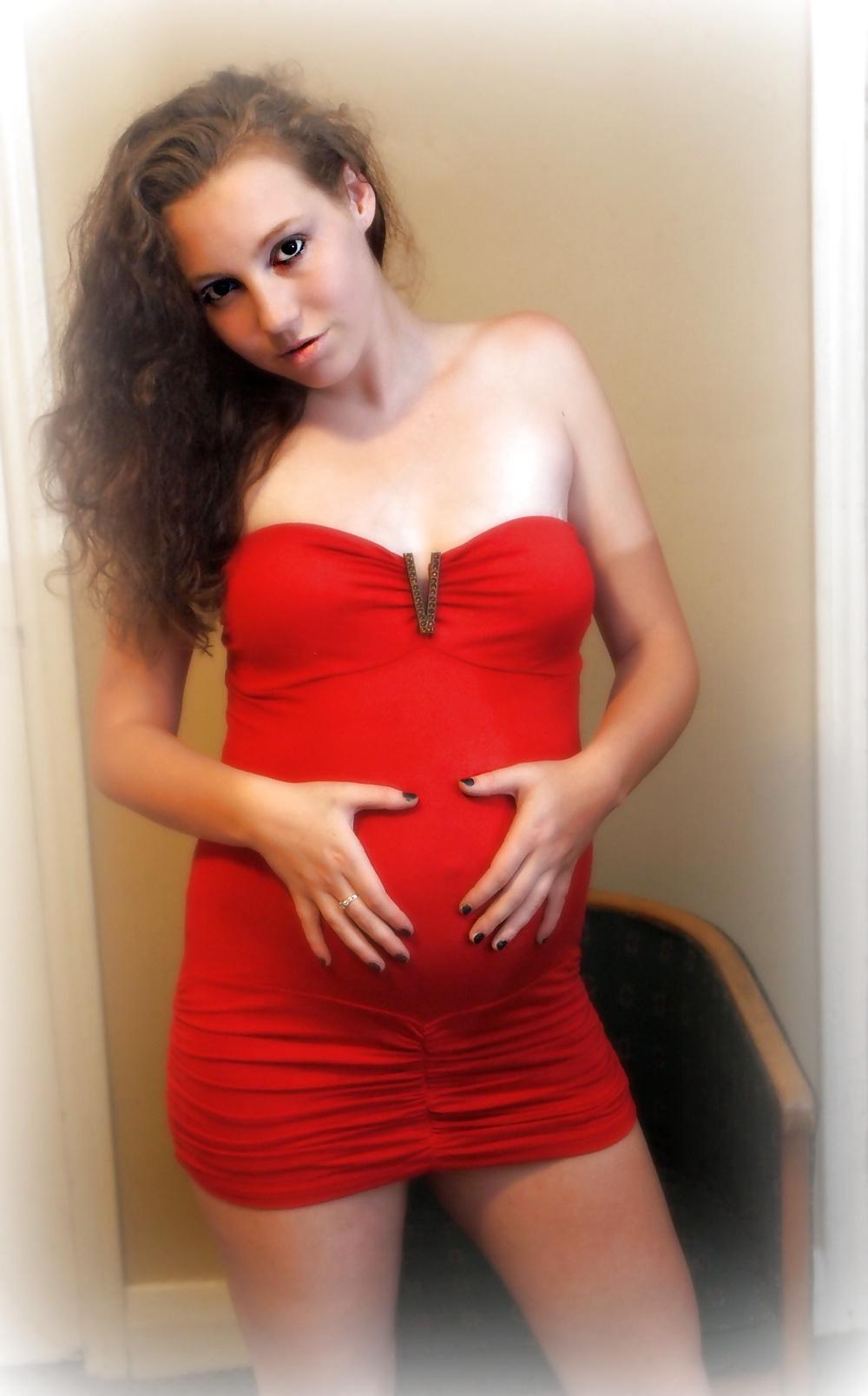 25P Pregnant Teen