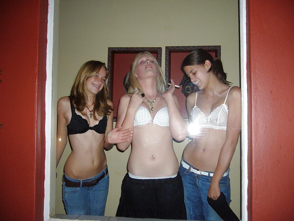 11P BRA panties candid teen voyeur flashing - BH Titten