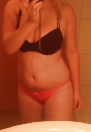 25P Stolen private amateur photos