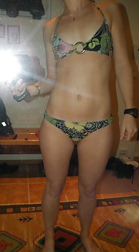 25P Stolen private amateur photos
