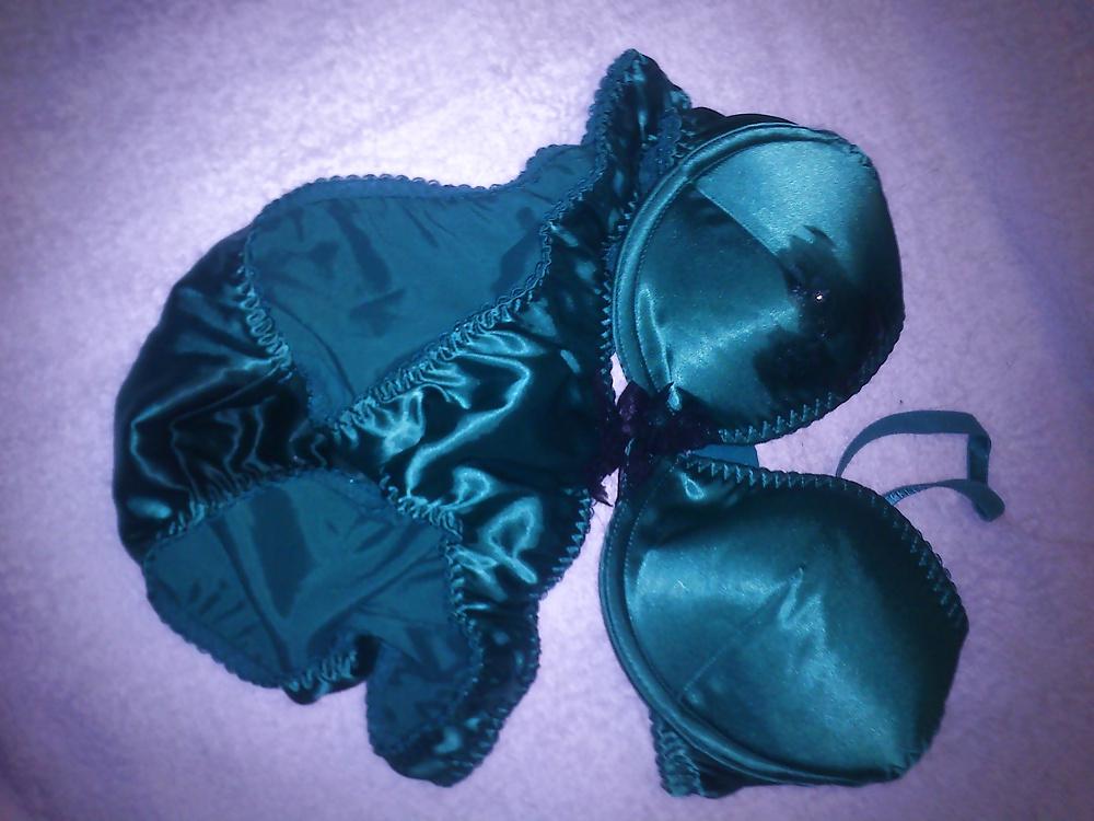 7P Cummed green satin bra and panties