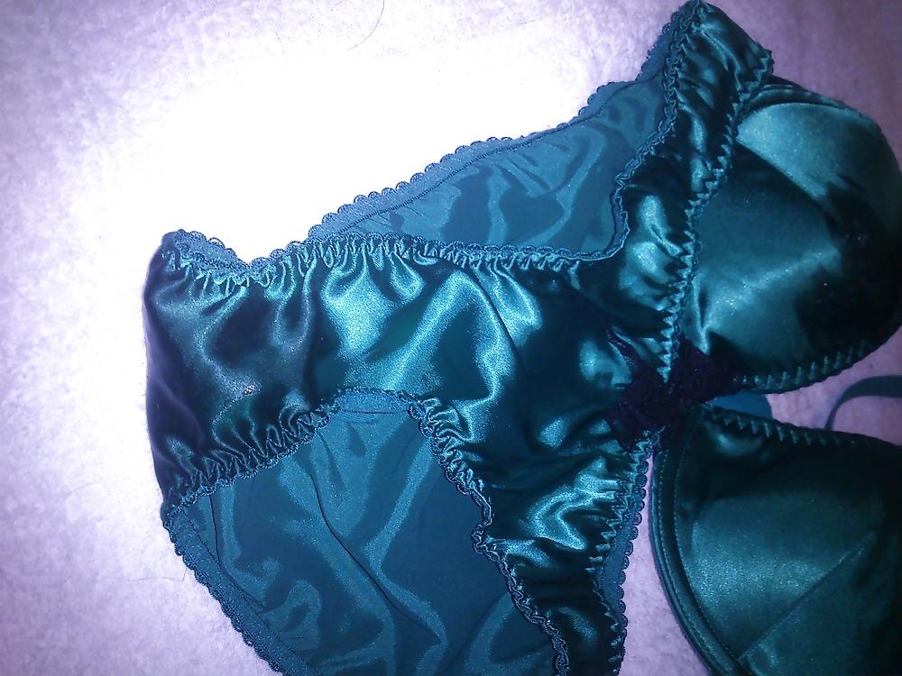 7P Cummed green satin bra and panties