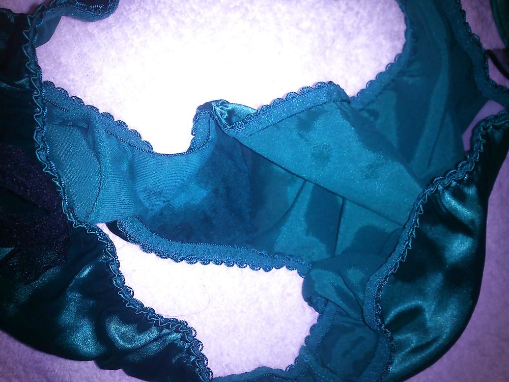 7P Cummed green satin bra and panties