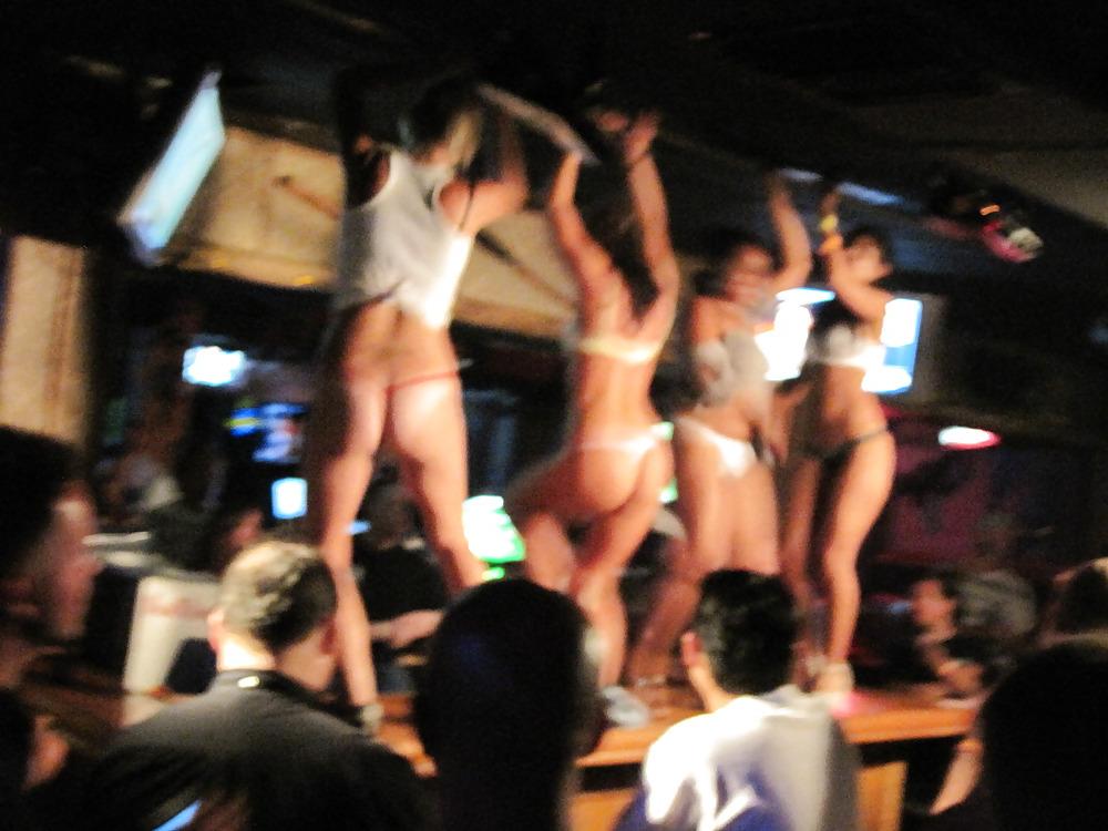 10P Dancing on the bar