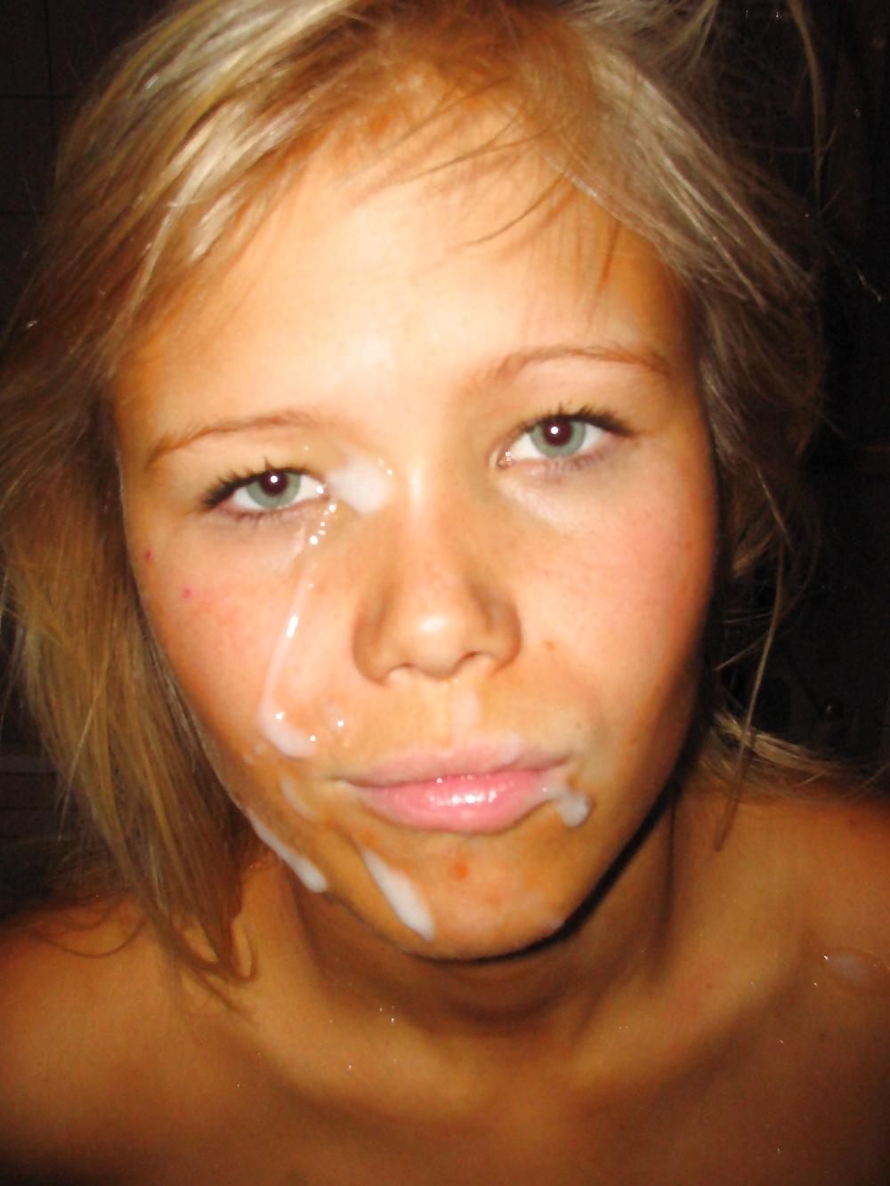 25P Nice Tan Girl Cumshots