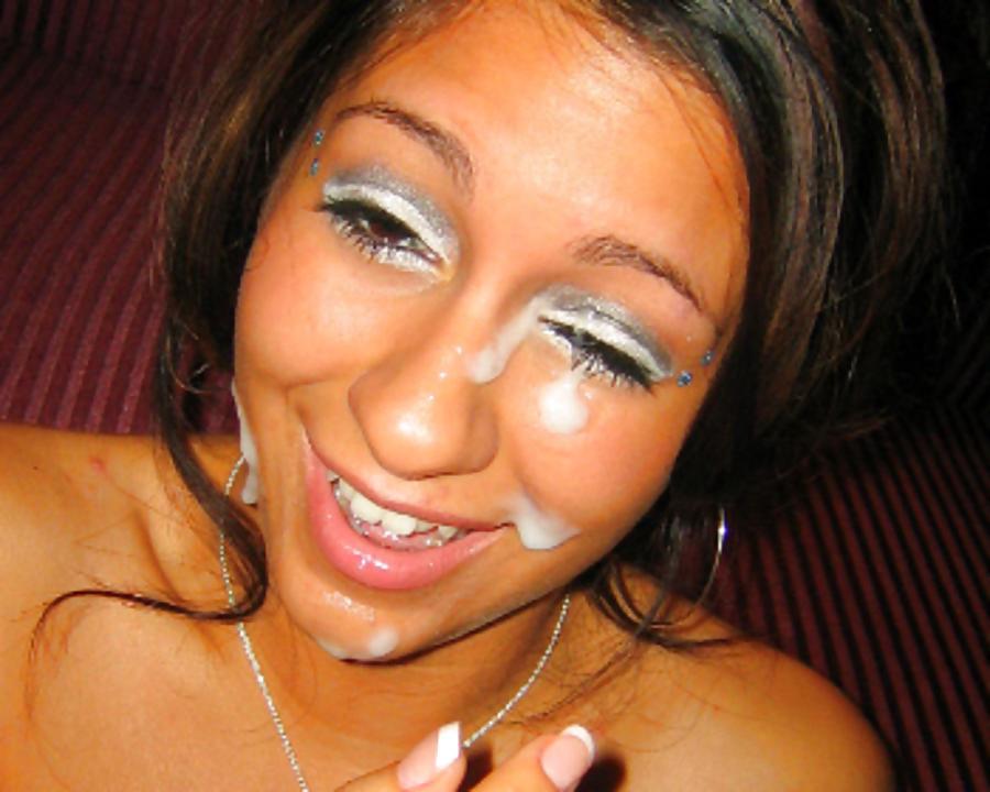 25P Nice Tan Girl Cumshots