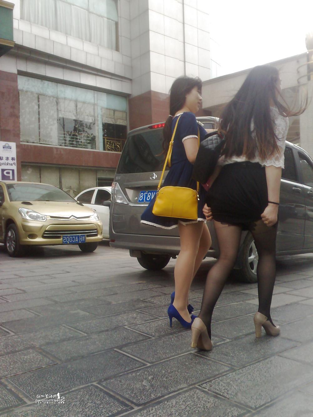 25P Have to cum on their legs and pantyhose