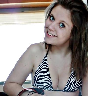 25P Danish teens-223-224-bra panties beach party cleavage 