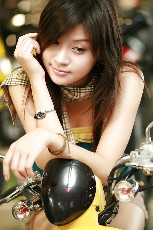 25P Beautiful Japan Teens #1 MODELING MIX (OK)