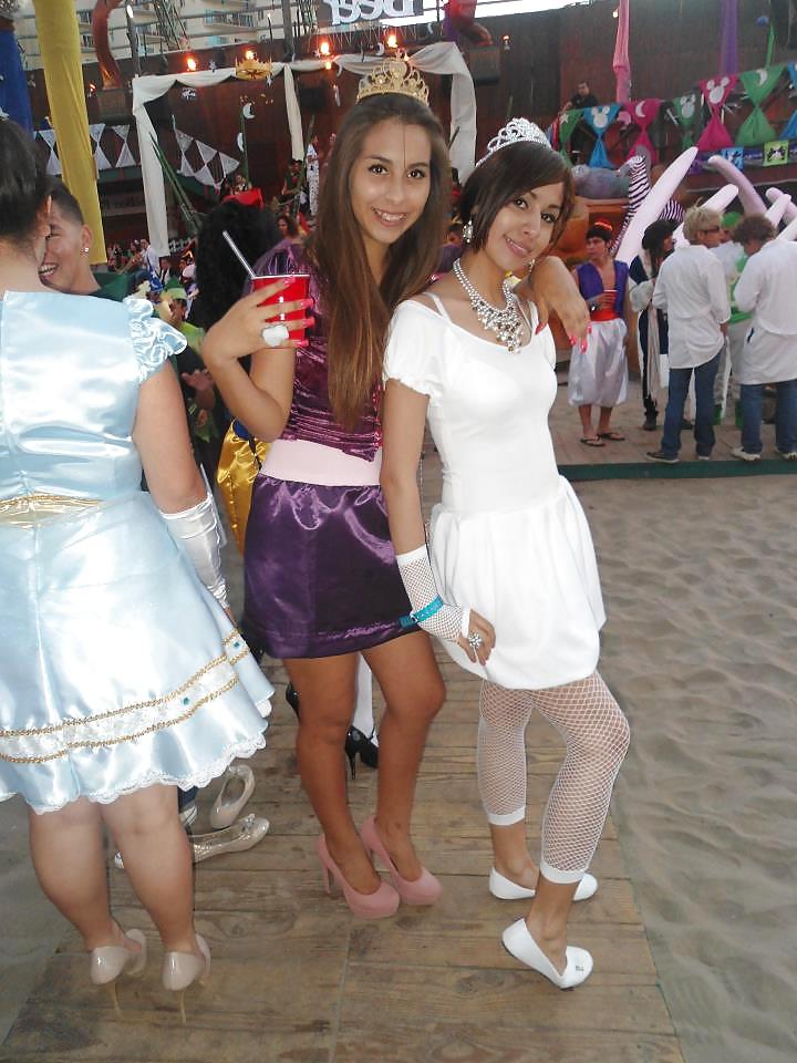 25P Mexicanas en pantimedias  mexican girls in pantyhose  4