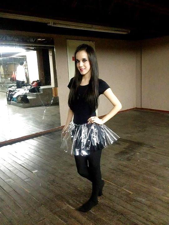 25P Mexicanas en pantimedias  mexican girls in pantyhose  4