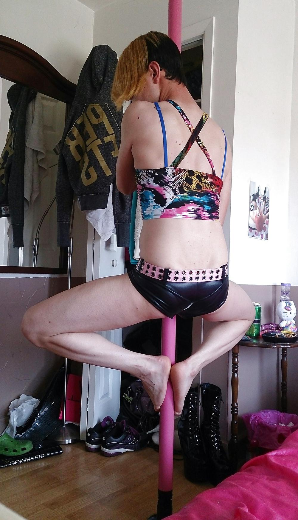 11P Un strip-tease dezipper hihi