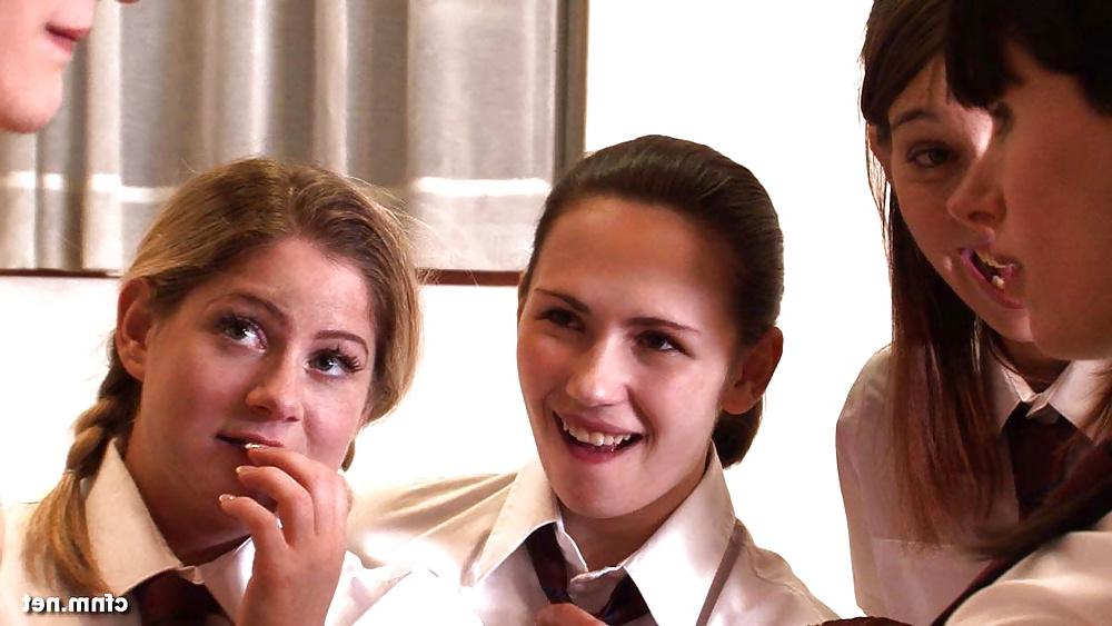24P CFNM schoolgirls