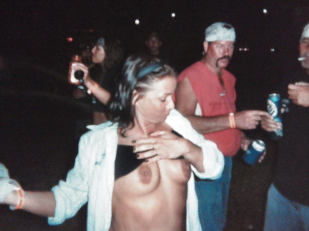 25P More biker party pics