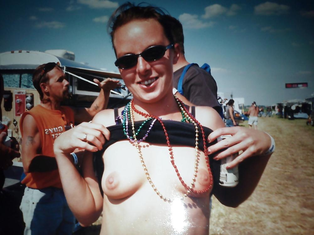 25P More biker party pics