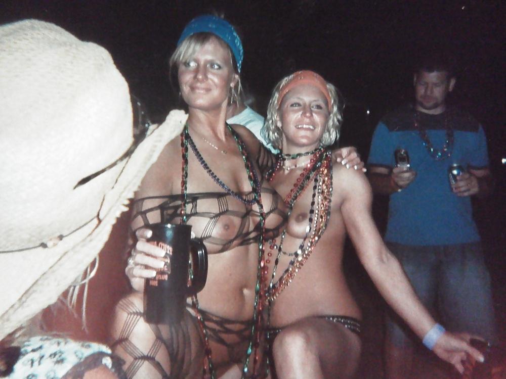 25P More biker party pics