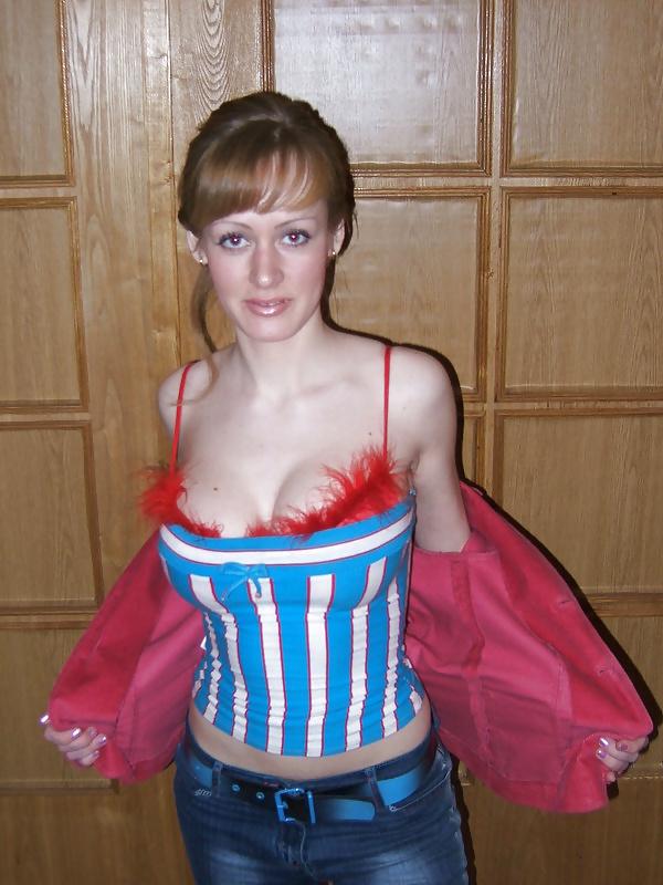 19P MILF in the red