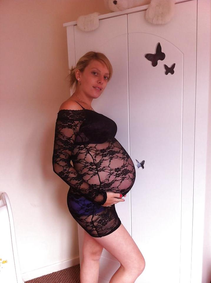 25P Pregnant Chav slag