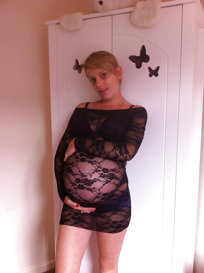 25P Pregnant Chav slag