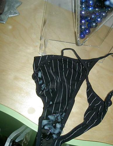 16P Cum on panties