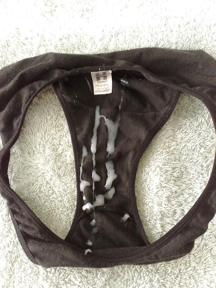 16P Cum on panties