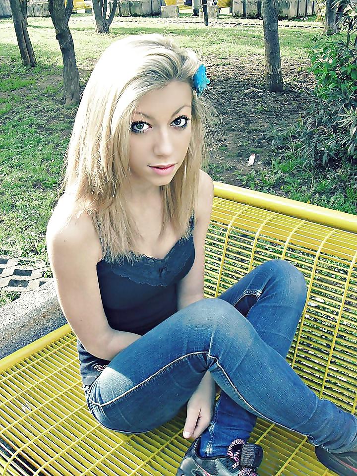 25P Enceinte - Pregnant 31