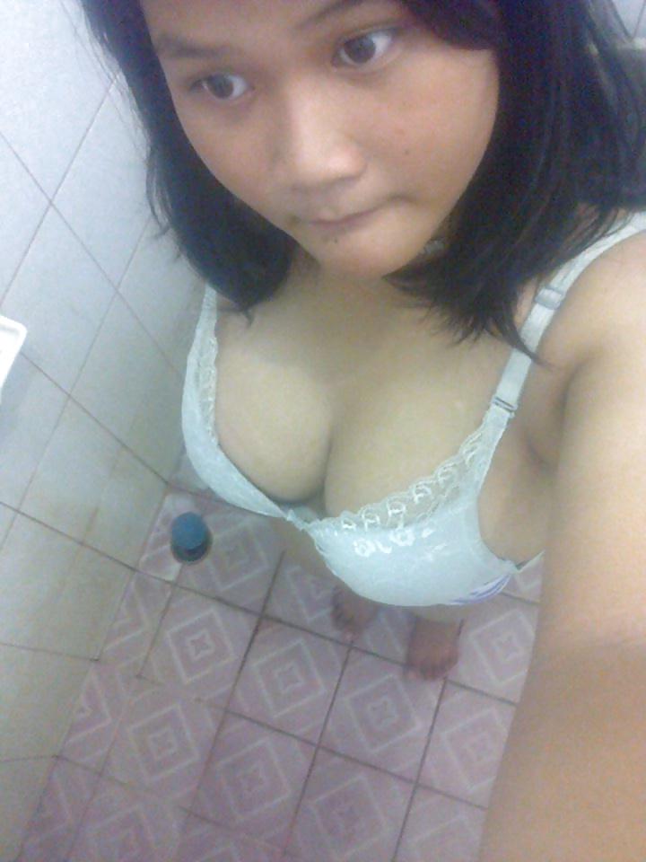 18P Thai facebook 5