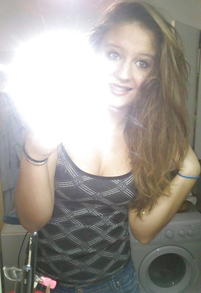 10P Nadyne - Short And Cute Tease Who Likes Me 