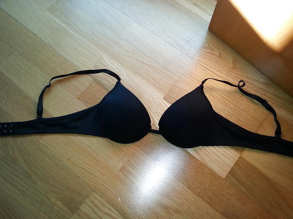 19P Cum in My Mom Oldest Bra 34A and Thongs
