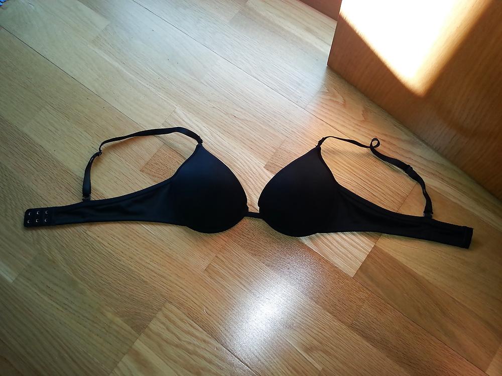19P Cum in My Mom Oldest Bra 34A and Thongs