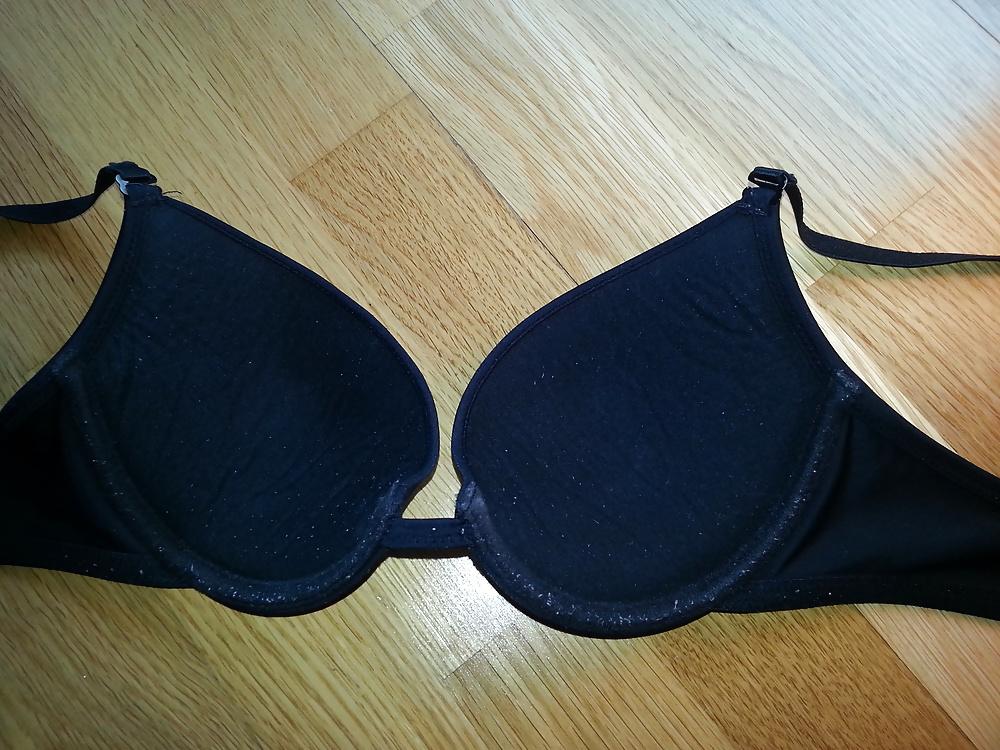 19P Cum in My Mom Oldest Bra 34A and Thongs