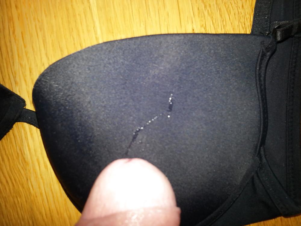 19P Cum in My Mom Oldest Bra 34A and Thongs