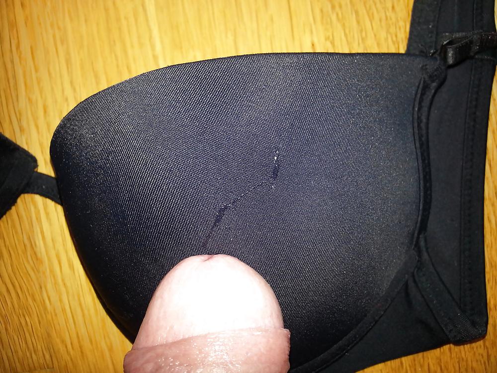 19P Cum in My Mom Oldest Bra 34A and Thongs
