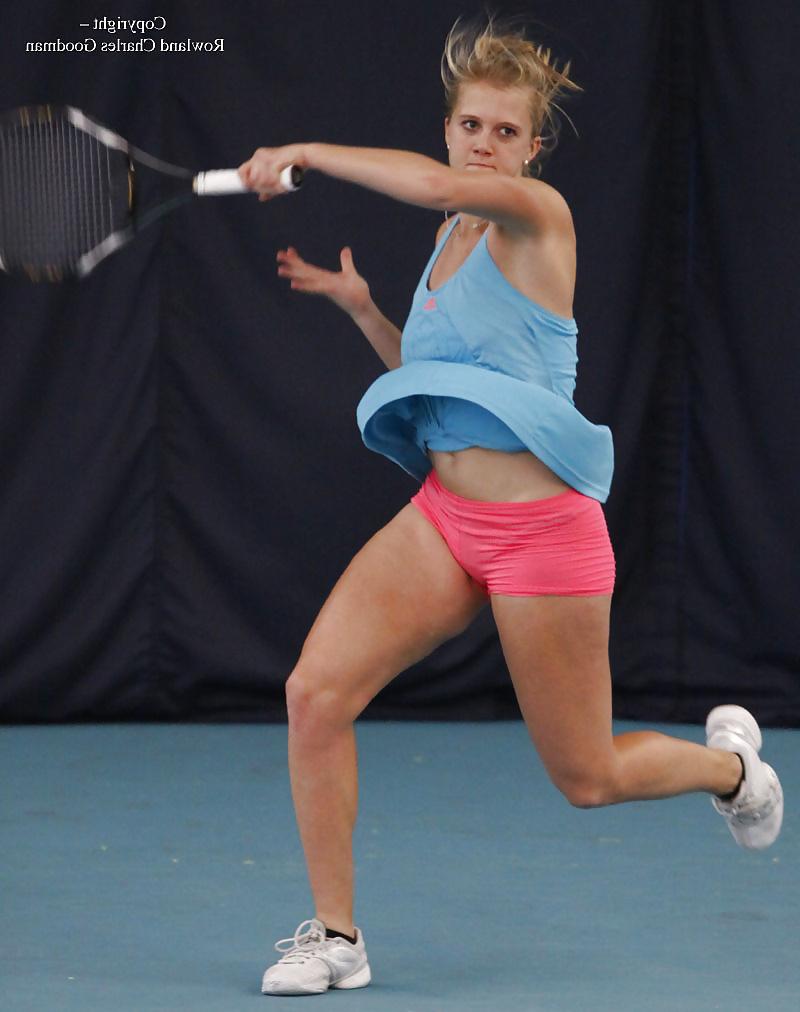 8P Malou Ejdesgaard sexy tennisplayer