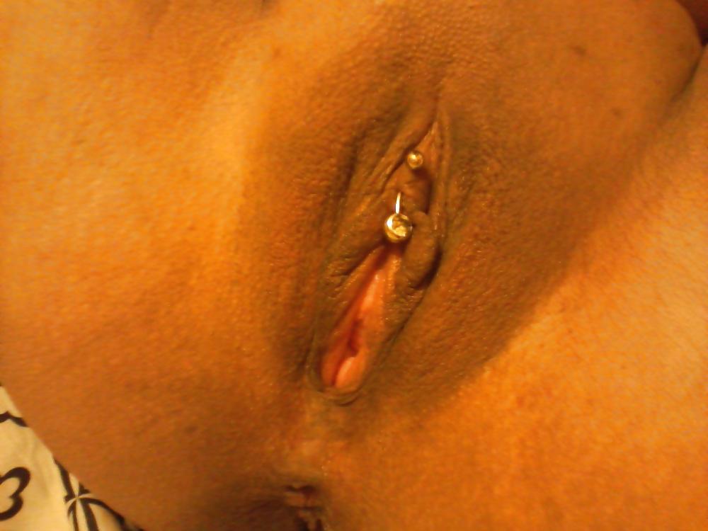9P Wife Fucking Her Pillow and Showing Her Good Mexican Pussy