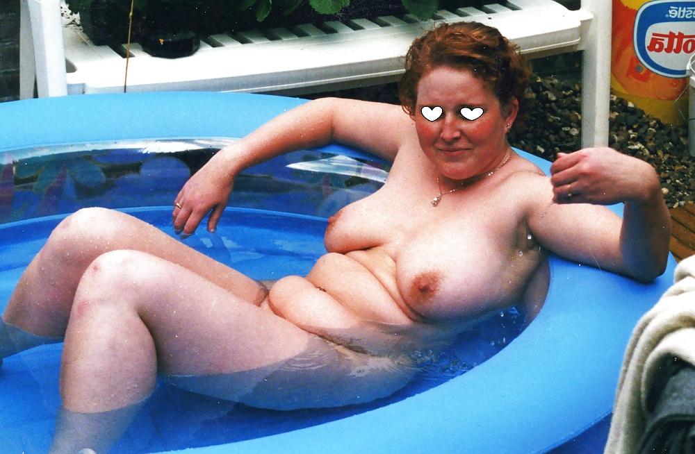 20P Chubby ex girlfriend nude in the pool