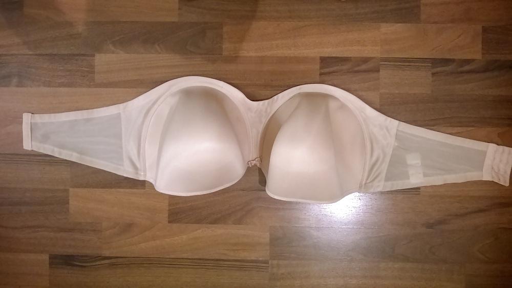 9P 100G strapless bra