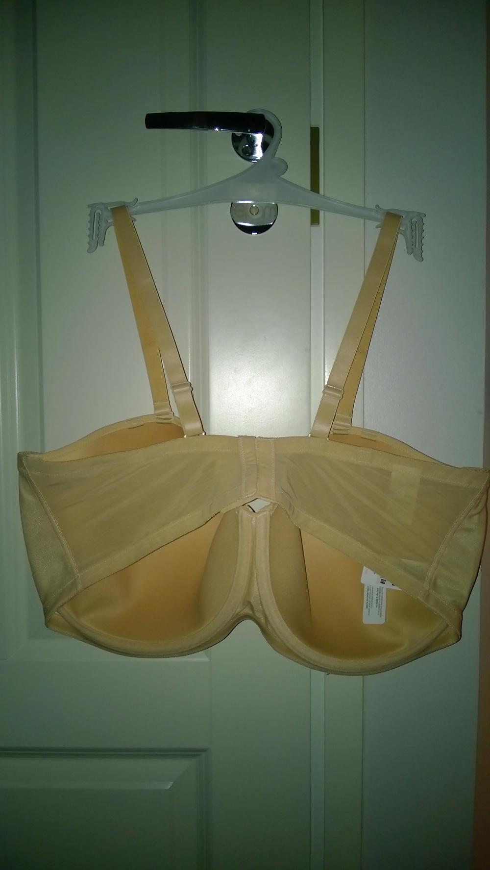 9P 100G strapless bra