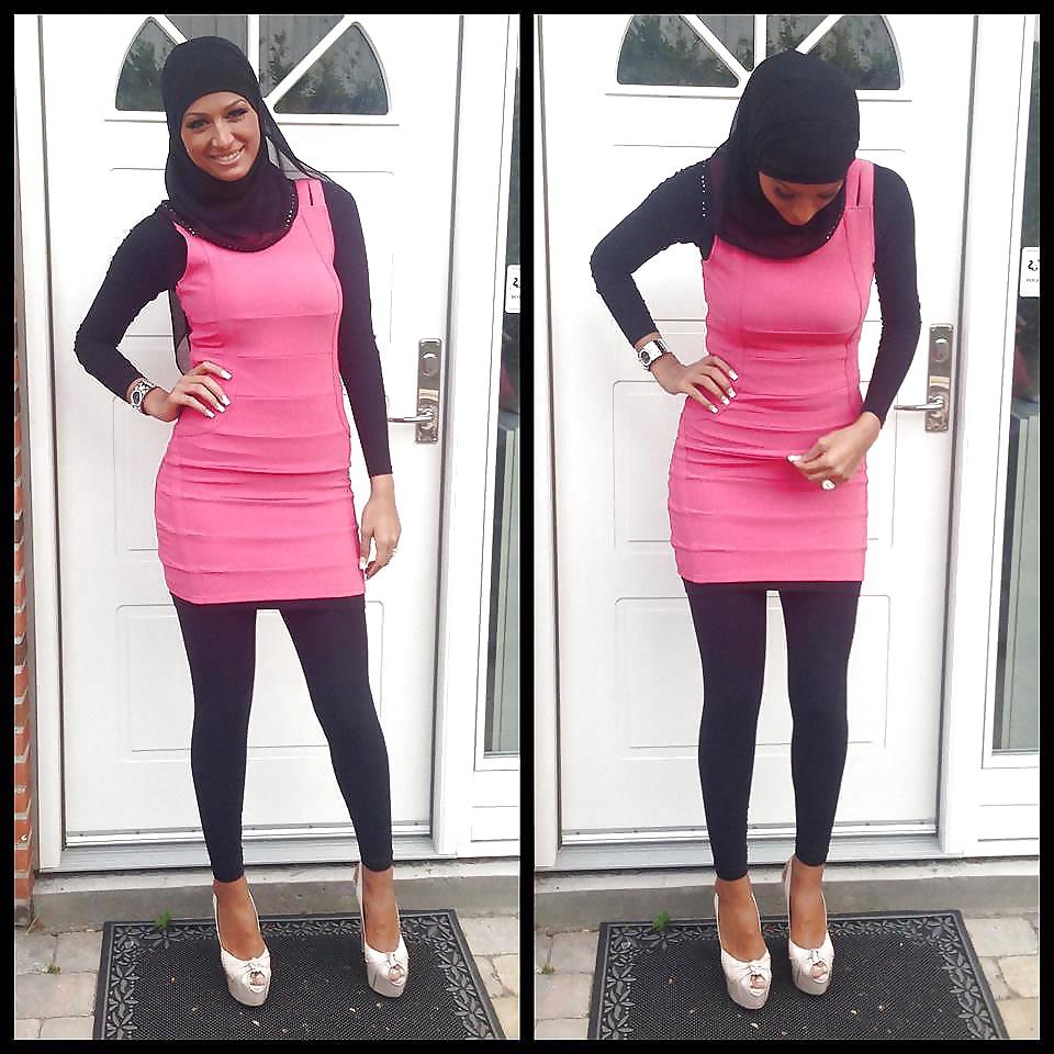13P Sexy hijabi girl  -  Cum  on  her