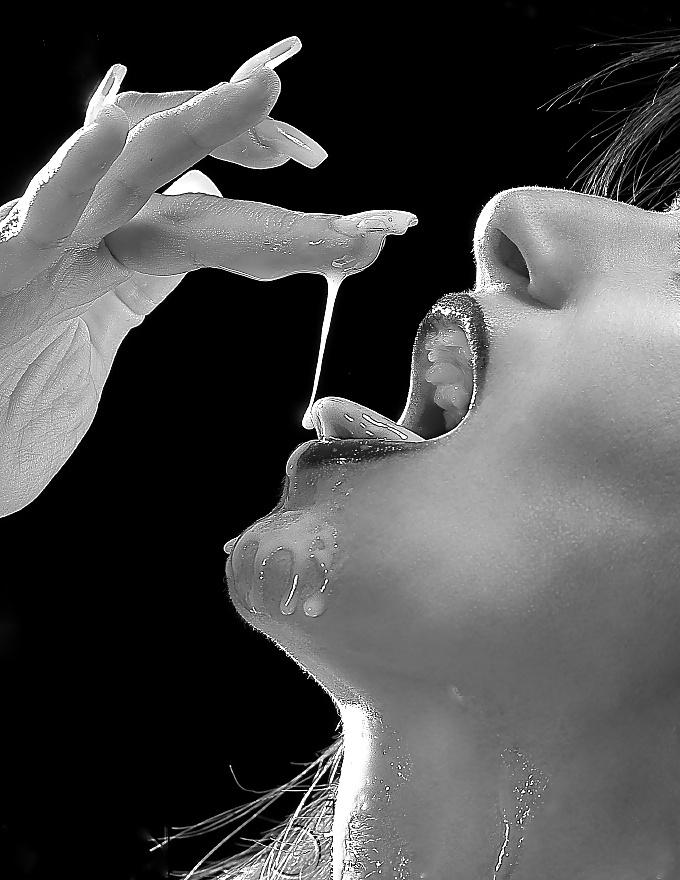 15P Mouth Cumshot Close ups
