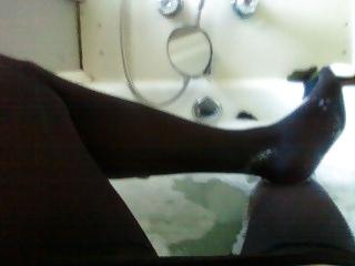 19P Bath time pantyhose 