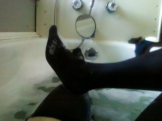 19P Bath time pantyhose 